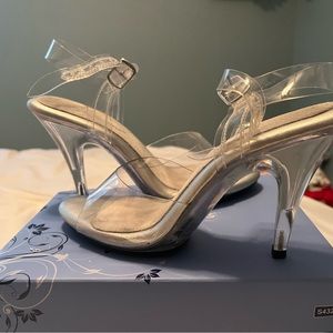 Shoes.. competition size 8. Never worn.